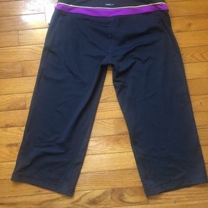 Adidas Climalite Women's Yoga Capri Joggers Workout Gym Running Jogging Pants M